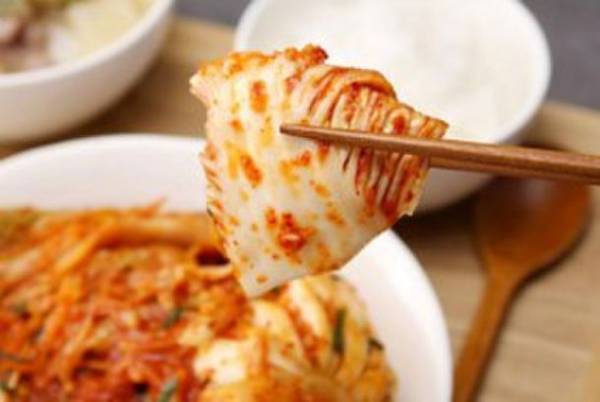 発酵食品のキムチで腸活しよう！食物繊維もたっぷりの白菜キムチが人気