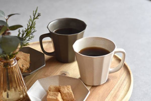 一般食器の約3/4の重さの超軽量皿『Arde(アード)』が誕生　2022年2月1日(火)より見谷陶器 楽天市場店にて販売開始