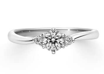 デザインはあとからパートナーがセレクト出来る『パーフェクトプロポーズリング』に人気の「フラネリー」「ヴィオラ」の2型が登場