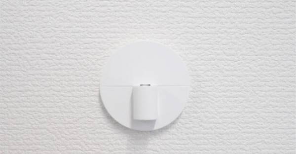 お部屋を広々使える！壁への取り付けやすさを追求した物干し　タカラ産業より「簡単壁付ものほし」1/26より販売開始