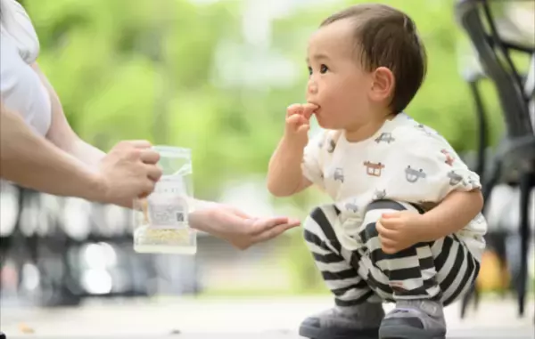 赤ちゃん連れの外出をもっとラクに楽しくするおやつ！材料はお米100％のみ！無糖・無調味ぽんがし「いとかるし」販売開始から8ヶ月で1,500個販売　ご好評によりAmazonでの販売も開始