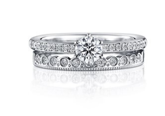 ～2022年2月22日「２」が連なる印象的な日を、記憶に残る記念日に～“調和のとれた美しいラインと幸福のストーリー”セットリングのご紹介