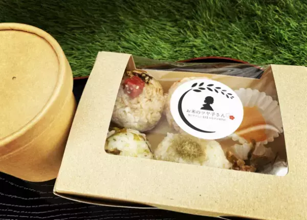 香川県高松市「身体に優しい【美】おむすび専門店」お米のツヤ子さんの店内アートが2月にリニューアル！