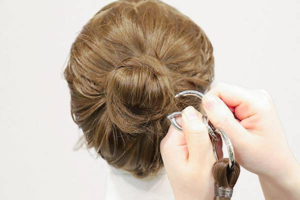 SNSで話題沸騰中の「リングポニーテール」を2月10日に発売！