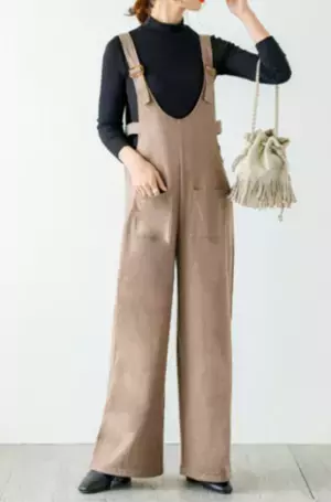 内田理央も太鼓判♪「めちゃくちゃ作りがしっかりしてるぞ！」春先も使えるようなフェミニンなハイネックチャンキーニット！！TOKYO FM「Qoo10 presents 内田理央の明日、なに着よ？」