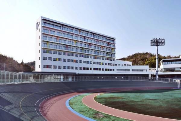 瀬戸内の「泊まれる競輪場」スタジアム一体型ホテル『KEIRIN HOTEL 10』の宿泊予約開始
