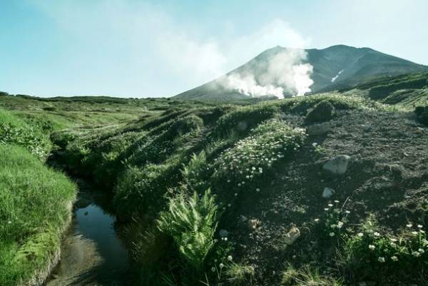 大雪山の大自然に抱かれ“住むように泊まる”「ホテルベアモンテ」　旭岳山開きに合わせて2022年6月20日(月)リニューアルオープン　［2月21日ご予約開始］