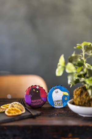 パティシエ監修　横浜生まれの缶詰スイーツ「横浜ハイカラ」に「クリエイターズパッケージ」新登場！　人気クリエイター“かおかおパンダ”をはじめとする、個性豊かな遊び心満載のパッケージを2月中旬より販売開始！