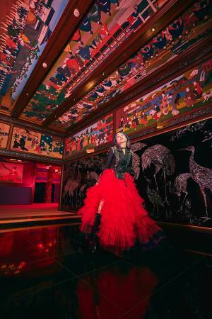 LiSAのインタビューと連載を1冊にまとめた「10th Anniversary Complete Book LiS"A"ni!（リサアニ！）」の発売日が3月30日に決定！　本日より予約開始！