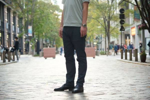 アップサイクル畳×認定エコレザーのコントラストが春のお出かけに映える「畳ローファースリッパ」の予約受付開始