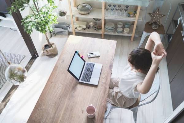 気分向上や抗ウイルス予防、これからの花粉対策にもおすすめのアロマファブリックミスト『ease up』イーズアップを発売！