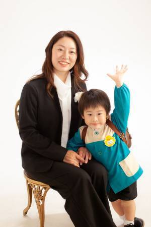 この春、お子様のご入園・ご入学を迎えるシングルマザー＆シングルファザーを写真で応援！3月～4月、「ご入園・ご入学 記念写真無料撮影キャンペーン」を青森県八戸市、東京都、千葉県、大阪市北区のスタジオで開催！