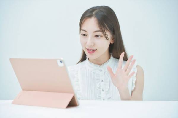 今話題の頭皮の達人伝授「ふやそシャンプー法」のオンラインレッスンをココナラサイトでもスタート！講演会やTVでも目からウロコと評判の“頭皮ケア専門サロンOHBA式”オリジナルのシャンプー法