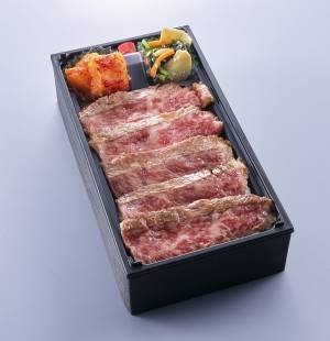 【あべのハルカス近鉄本店】東北の高校生が生産者の想いを届ける「高校生百貨店」初めて関西の高校生も加わり、過去最大規模で開催。