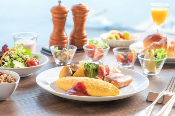 ヨコハマ グランド インターコンチネンタル ホテル　新しい横浜と、歴史が息づくレトロな横浜を体験するステイプラン「明治時代にタイムトリップ！袴でハイカラ気分」を販売