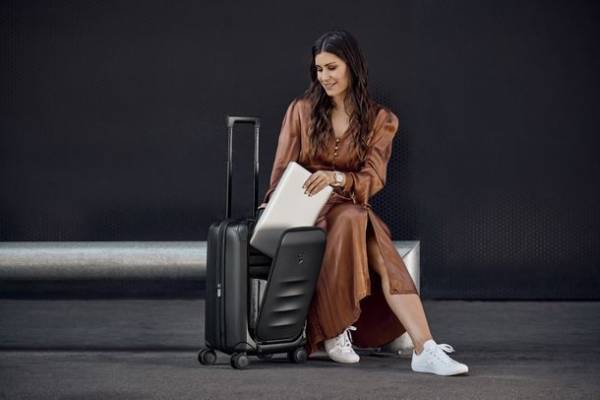 ビクトリノックス、レベルアップしたトロリー コレクションが3/4に全国の直営店、公式オンラインストア楽天市場で販売開始