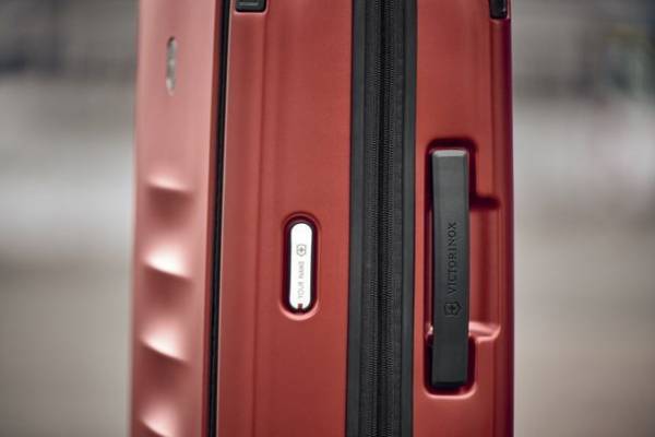 ビクトリノックス、レベルアップしたトロリー コレクションが3/4に全国の直営店、公式オンラインストア楽天市場で販売開始