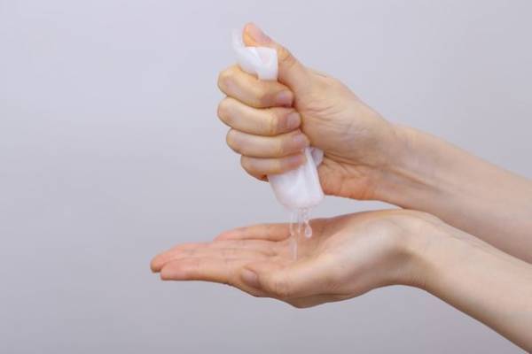 オーガニックコットン＆6種類の美容液成分配合　拭きとりながら肌ケアできる100％天然由来「ボディシート」発売