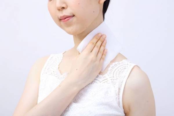 オーガニックコットン＆6種類の美容液成分配合　拭きとりながら肌ケアできる100％天然由来「ボディシート」発売