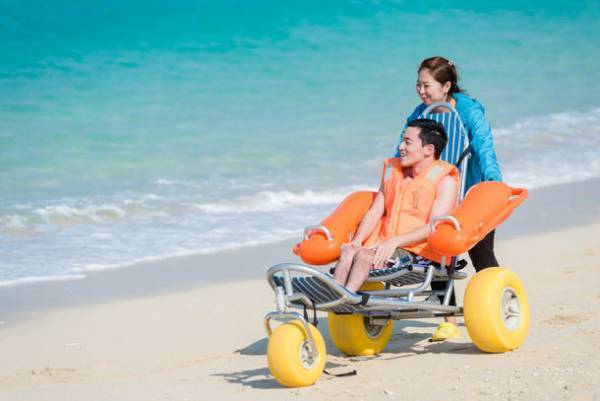 沖縄旅行の心強い味方！沖縄観光情報WEBサイト「おきなわ物語」　イチオシお土産特集＆バリアフリー旅行特集記事を公開！