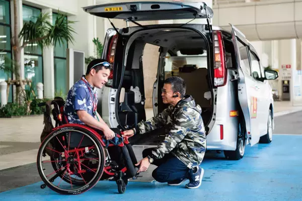 沖縄旅行の心強い味方！沖縄観光情報WEBサイト「おきなわ物語」　イチオシお土産特集＆バリアフリー旅行特集記事を公開！