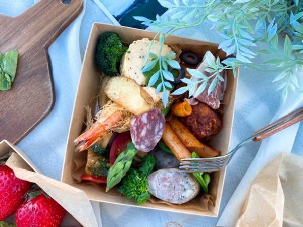 京都「紡 cafe」のピクニックバスケットがリニューアル！1日5台限定、3月12日(土)より販売開始