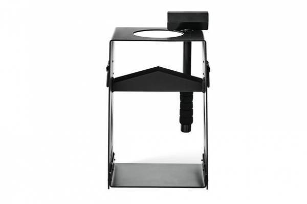 薪割りをラクに、安全に！スクエア型で安定した「イージーチョッパー」3月1日(火)新発売