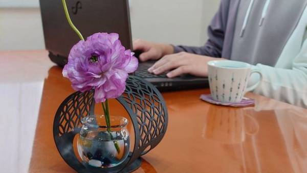 花器・ランプシェード・オブジェの3WAYインテリア「はな灯和-Hanabiyori-」　Makuakeにて3月30日まで先行販売を実施