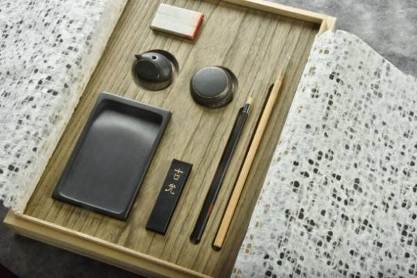 南山梨(山梨県峡南地域)の職人やアーティストが結集して作成した“写仏セット「なまよみの」”が完成！3月31日までCAMPFIREにてクラウドファンディングを実施