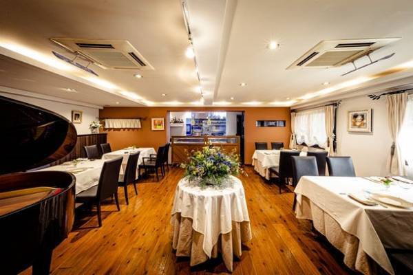 ＜おうちで、フランス旅行気分！？＞　目標金額1,163％達成した本格フレンチレストランから新商品「食べて巡る、旅するフレンチセット」のお取り寄せ限定商品が新登場！ソムリエ・ワインエキスパート試験受験の方必見！