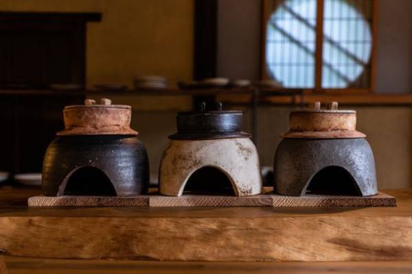 職人が一つ一つ手作りで仕上げた本格炊きごはんを作ることができる一合炊きのかまど「かまどはん」を開発！