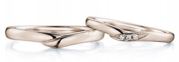 “溶け込むようにフィットし、やさしい輝きをともす”オリジナルカラー『ペールブラウンゴールド』に選べるデザインが追加