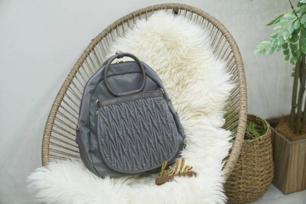 ママの“2個持ち問題”を解消　シーンに応じて自由に分解「画期的4WAYマザーズバッグ」がMakuakeにて先行販売開始