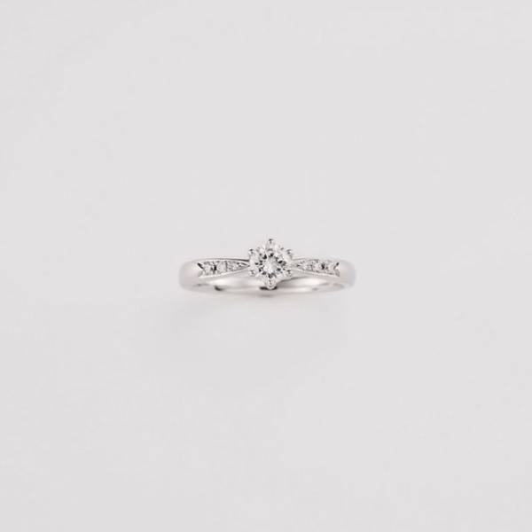 東京ガールズコレクションでも人気『DOUBLE STANDARD CLOTHING』のブライダルリング最新売れ筋ランキング発表