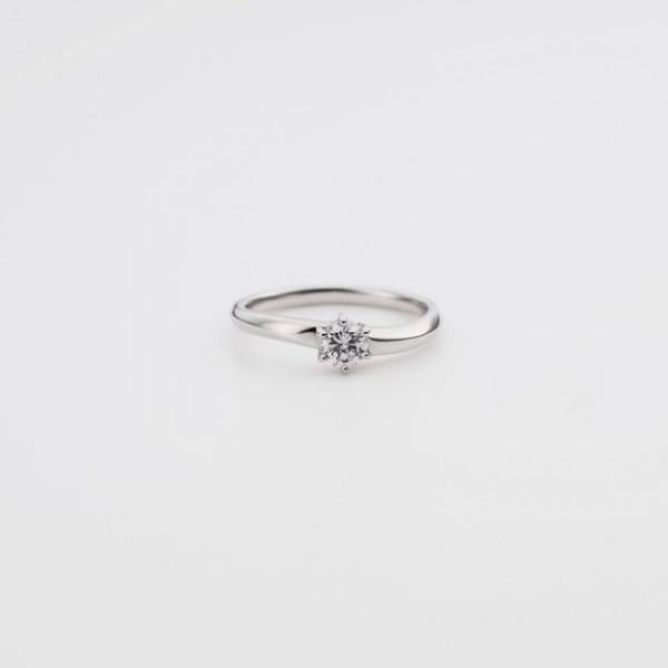 東京ガールズコレクションでも人気『DOUBLE STANDARD CLOTHING』のブライダルリング最新売れ筋ランキング発表