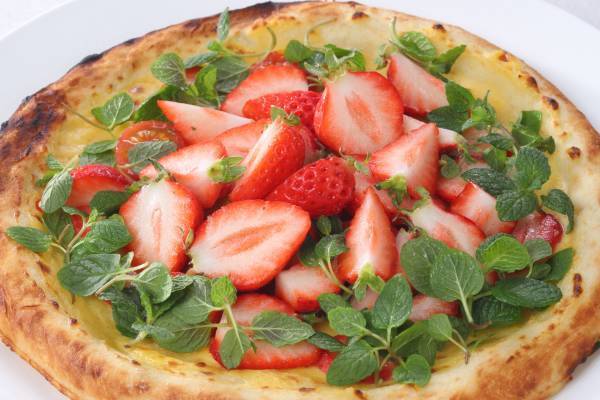 ホテル京阪 京都 グランデストロベリースイーツブッフェ　「＃いちご日和」を開催します