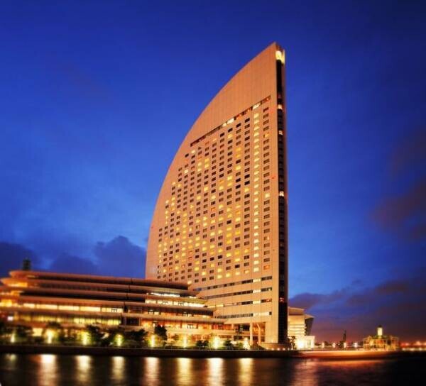 ヨコハマ グランド インターコンチネンタル ホテル　昨秋好評を得た“海に一番近い”「ドッグフレンドリーテラス」を3/26から期間限定オープン
