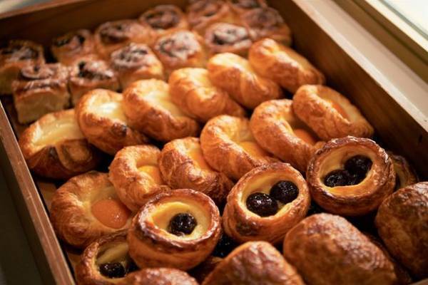 ヨコハマ グランド インターコンチネンタル ホテル　昨秋好評を得た“海に一番近い”「ドッグフレンドリーテラス」を3/26から期間限定オープン