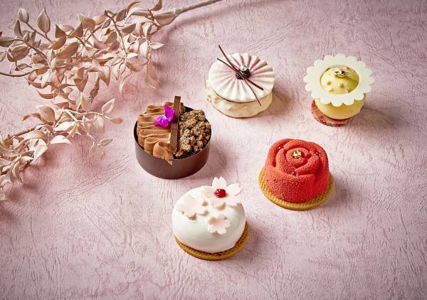 ザ・リッツ・カールトン大阪と日比谷花壇がコラボレーションFLOWER CREATION ROOMフラワーデザイナーが特別にフラワーボックスをデザイン「フラワーアフタヌーンティーby日比谷花壇」が3月17日（木）から提供されます