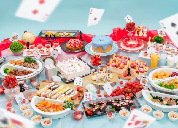 ホテル京阪 京橋 グランデ「海洋堂」とコラボレーションしたストロベリーバイキング“アリスのストロベリーティーパーティ”を開催