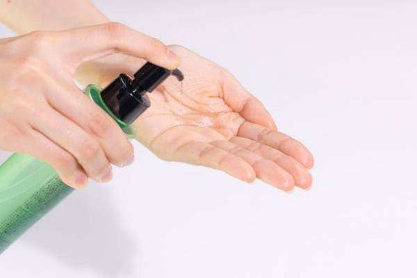 化粧品研究系YouTuber・すみしょう開発のクレンジングオイル　Makuake先行発売で目標991％達成