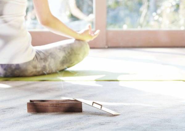 日本の職人たちと共に「本当にいいもの」を手掛ける「TAKUMI TOKYO」　好評販売中のお香立て『凛』を、気軽に持ち運べる専用BAGの商品化決定