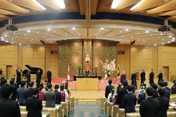 令和3年度学位授与式 二部制で対面実施　保護者の皆様にはライブ配信