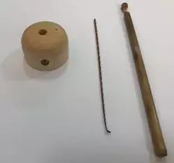 久保田五十一氏コラボシリーズ最新作！「養老鉄道バット型肩たたき」「ようてつ耳かき（ケース・設置台付き」を発売します