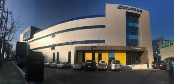 抗菌・消臭・芳香機能のドレスパフュームスプレーブランド パリセジェムから『パリセジェム・サシェ』をMakuakeにて発売！