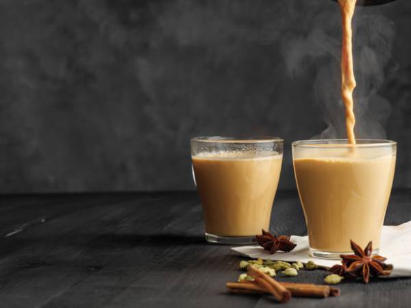 「温活」を提唱する医師も太鼓判！ショウガやシナモン、ヒハツなど、お腹の中で熱を作り出す成分をたっぷり含んだ「Ginger Milk」(ショウガ入りミルクティー)を発売