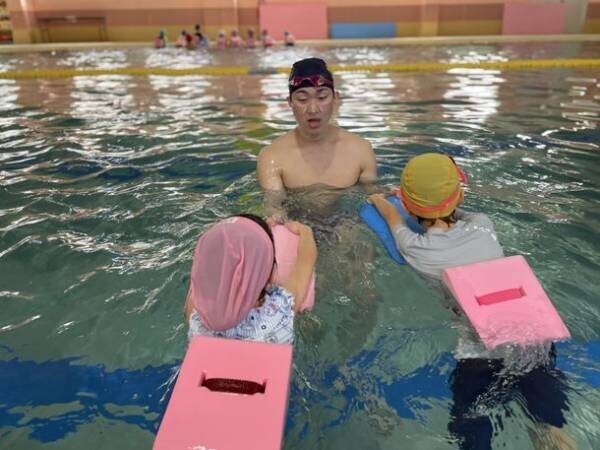 コロナ禍でも小学校で水泳の経験を地域のスイミングクラブが無料でレッスン提供