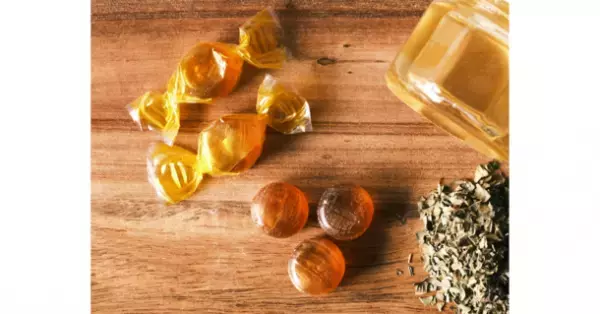 黒糖入り黒飴の元祖が“飴”でコロナ対策に挑戦！老舗メーカーが独自技術の黄金比率で開発した新商品の『のど飴』を3月15日より販売開始