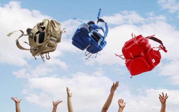 脱ランドセル派のための通学かばん　ZACARI「通学はいのう」4月18日より一般予約受付を開始