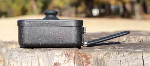 新ブランド「d＋」から使いやすさと便利さを実現した「極厚1.5mmマーブルコーティングのメスティン」が登場　CAMPFIREにて3月31日までプロジェクトを実施！